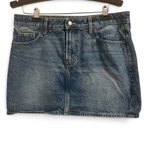 Old Navy Mid Rise Denim Mini Skirt size 12